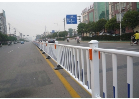 拉萨市市政道路护栏工程